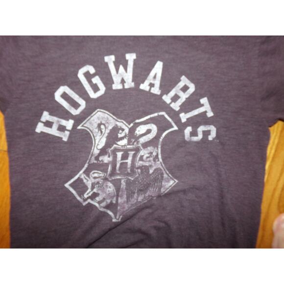 Official Harry Potter Hogwarts t shirt size S Unisex Festival Indie Boho - Picture 2 of 3